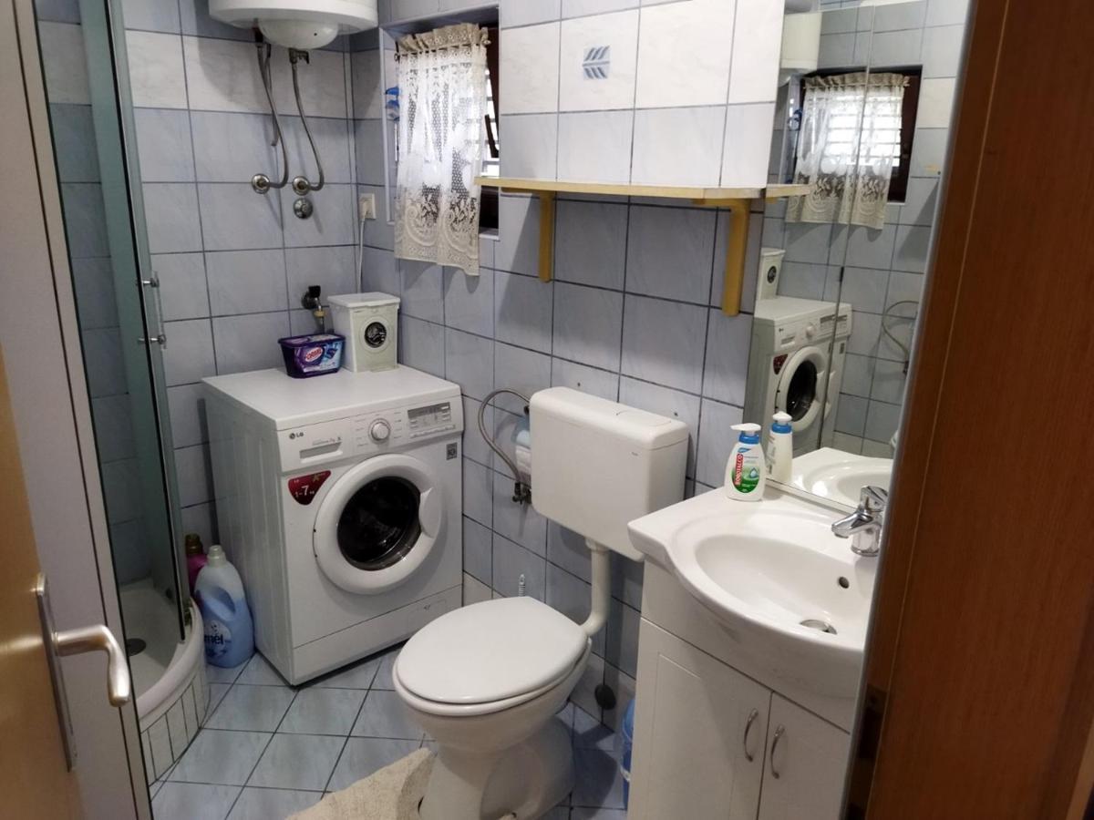 Apartment Josipa 1 プレマントゥーラ エクステリア 写真